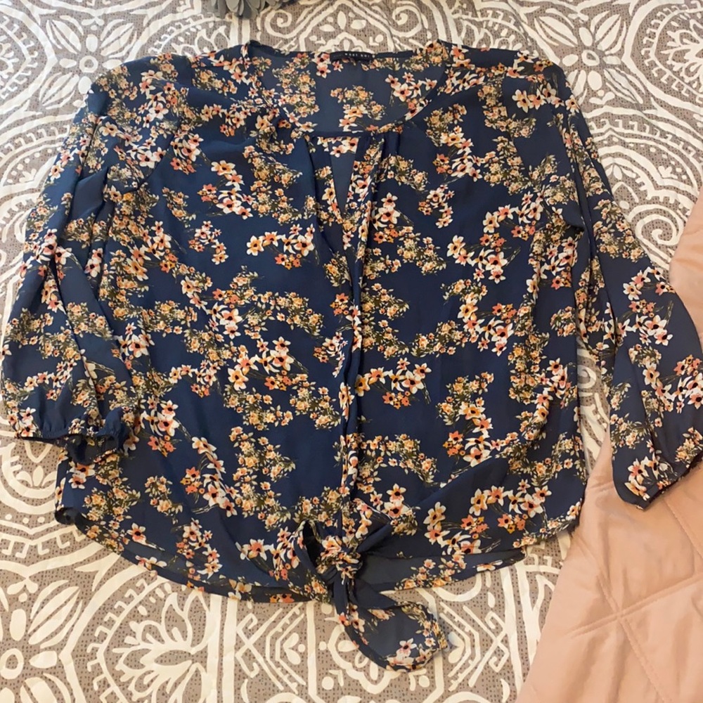 Floral top